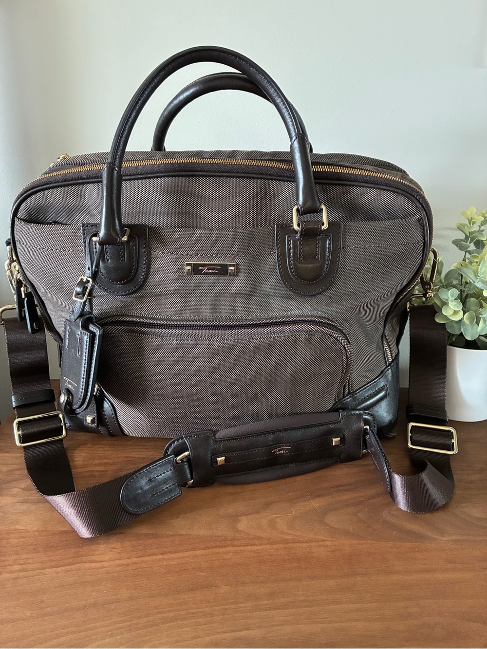 TUMI Georgetown Prospect 73226 Brown Business Brief Laptop Bag Quiet Luxury